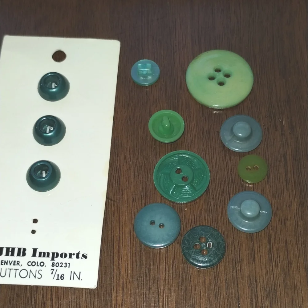 Assorted Green Buttons